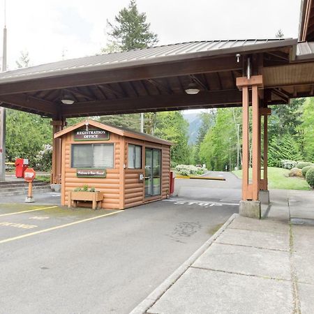 Mount Hood Village Yurt 1 Exterior photo