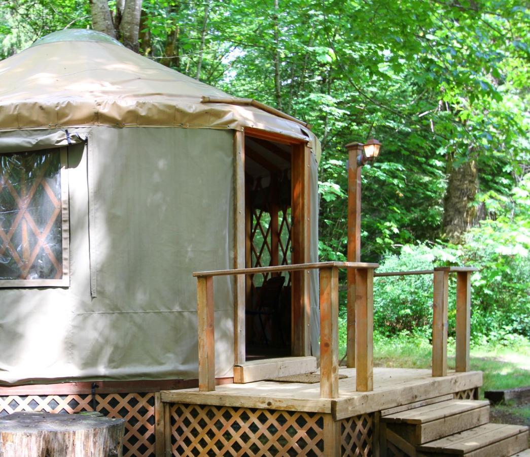 Mount Hood Village Yurt 1 Exterior photo